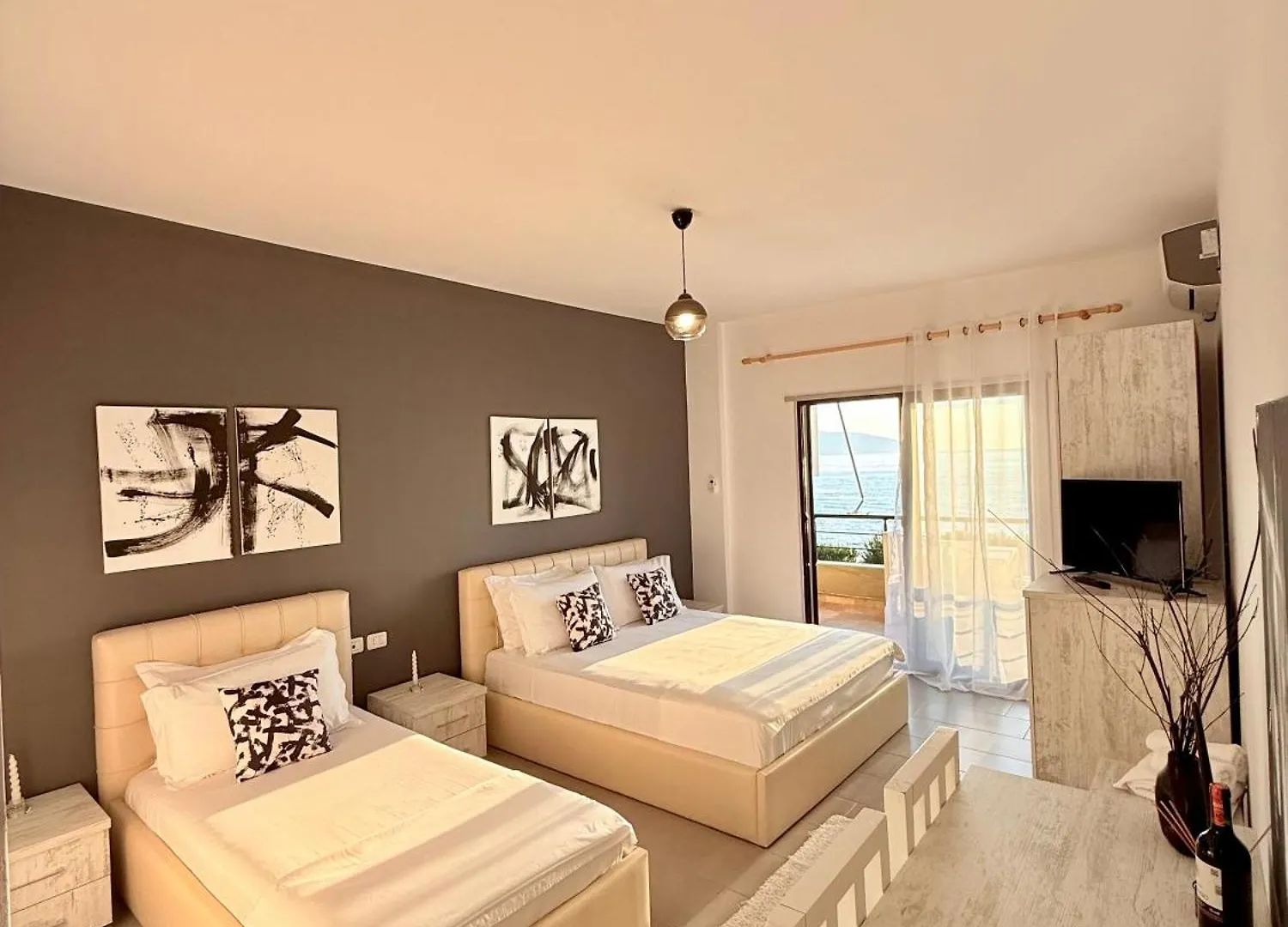 Soleil - Sea View Studio With Balcony Vlorë